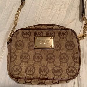 Michael Kors Jet Set Crossbody Bag
